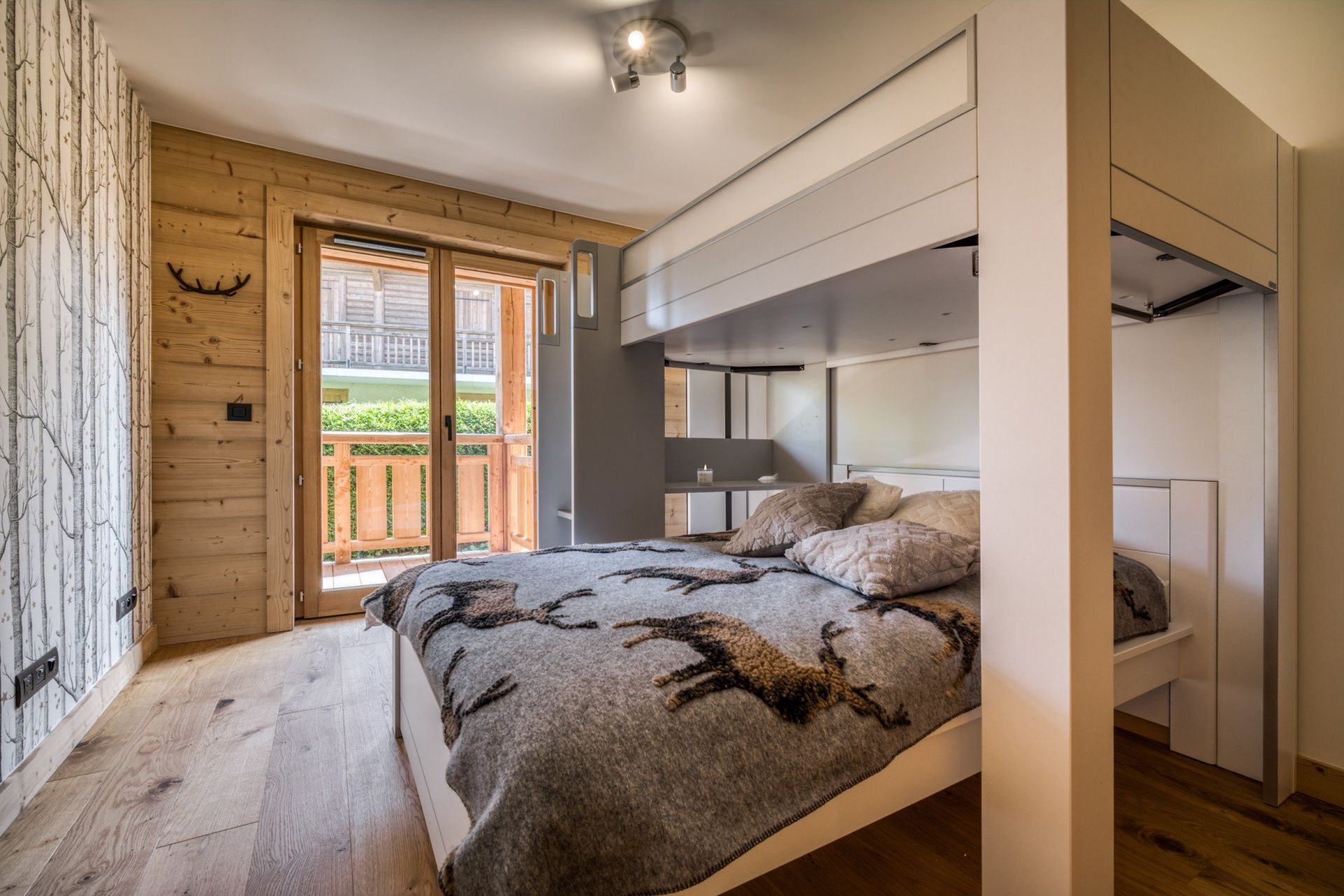 luxury apartment 5 Rooms for seasonal rent on MEGEVE (74120)