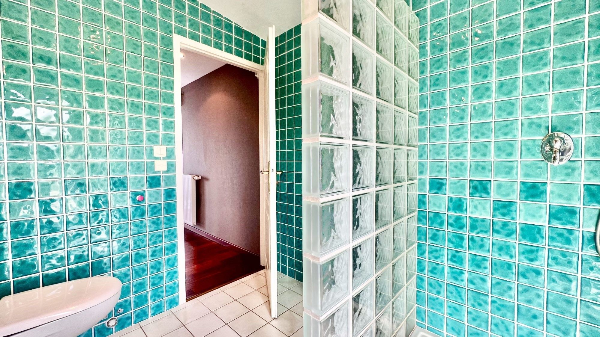 luxury apartment 5 Rooms for sale on EVIAN LES BAINS (74500)