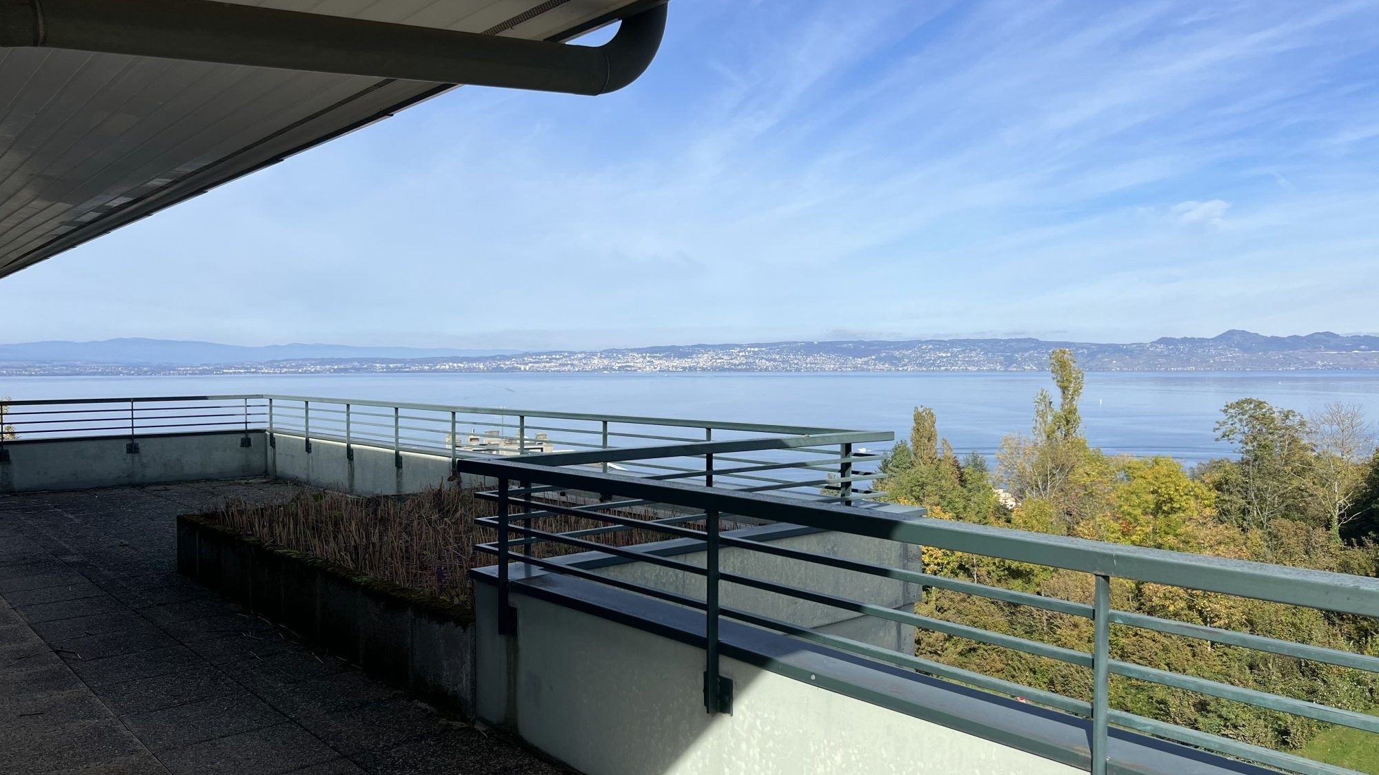luxury apartment 5 Rooms for sale on EVIAN LES BAINS (74500)