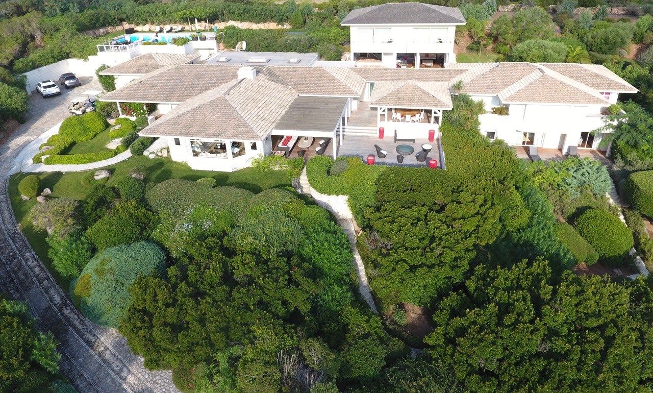 villa de luxe 8 Pièces en location saisonnière sur BONIFACIO (20169)