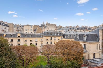 Sale Luxury apartment Paris 9 5 Rooms 90 m²