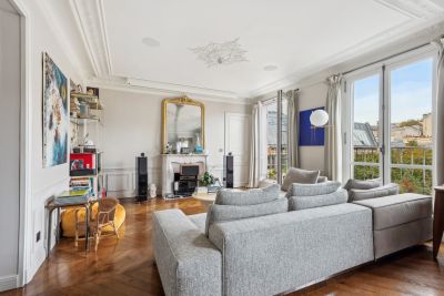 Sale Luxury apartment Paris 9 5 Rooms 90 m²