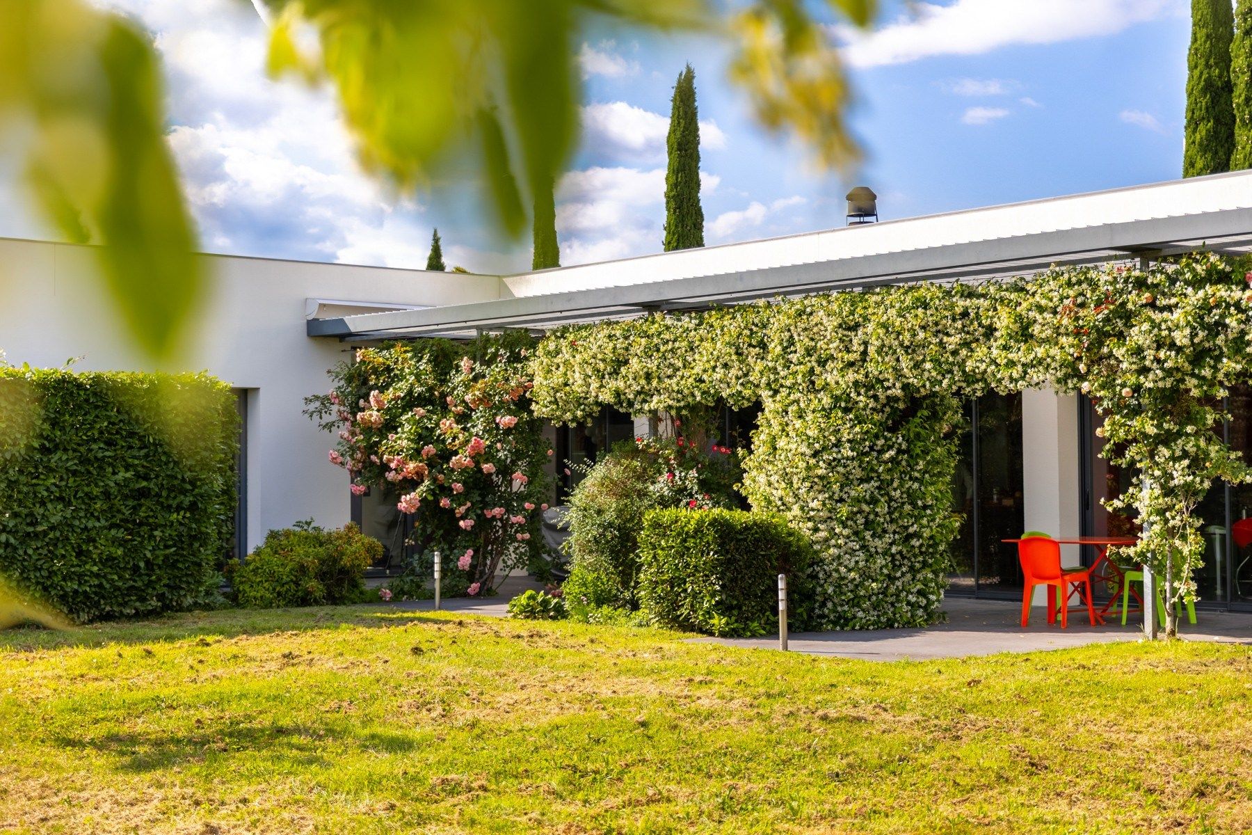 luxury house 7 Rooms for sale on BORDEAUX (33000)