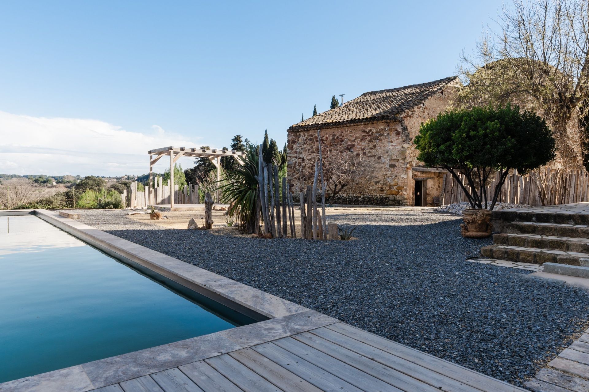luxury house 9 Rooms for sale on NARBONNE (11100)