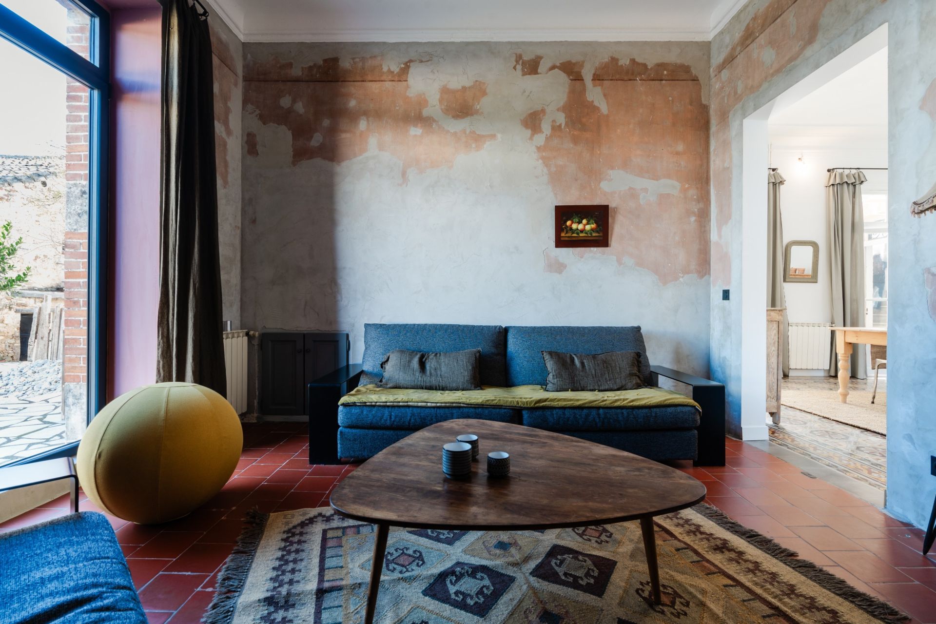 luxury house 9 Rooms for sale on NARBONNE (11100)
