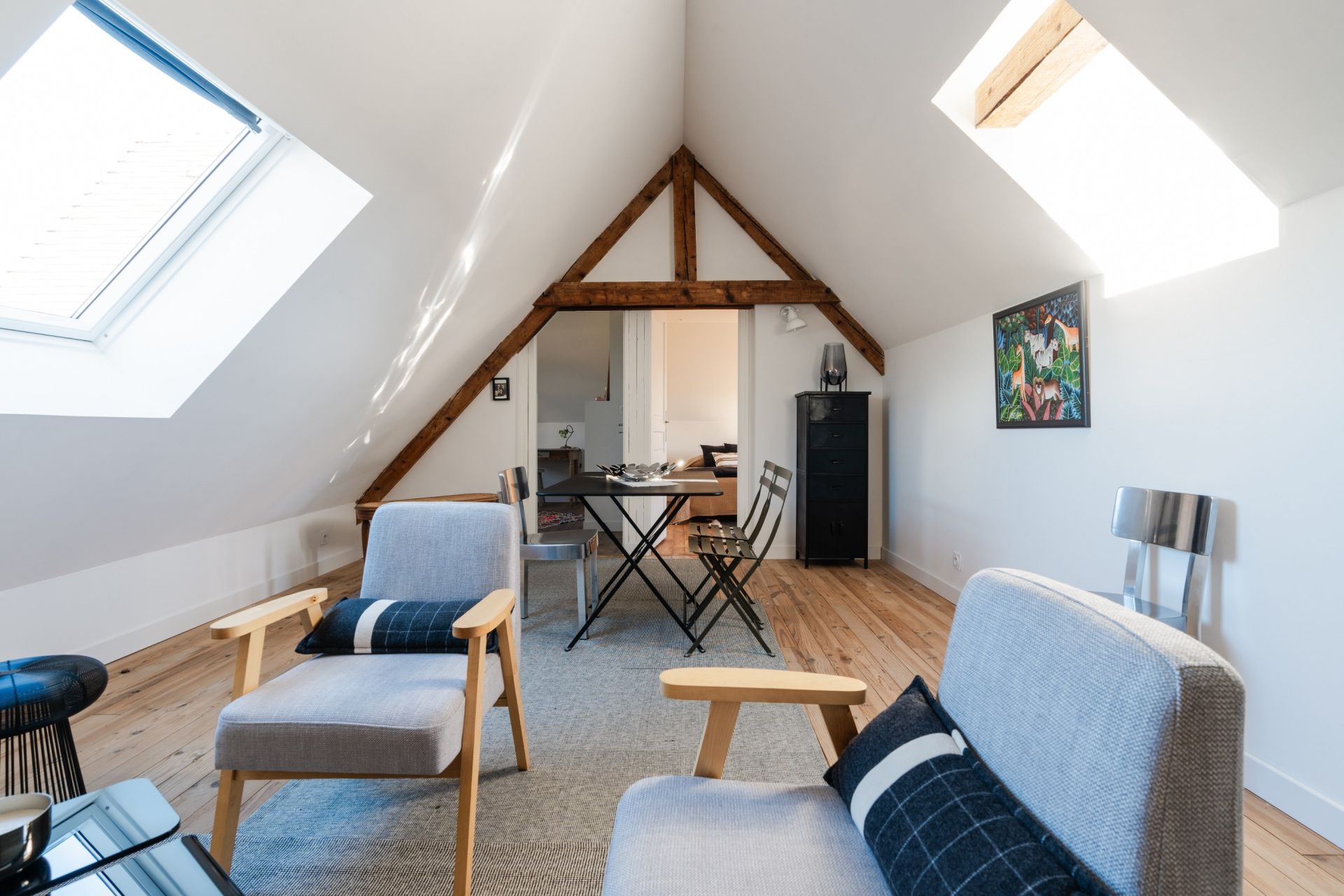 luxury house 9 Rooms for sale on NARBONNE (11100)