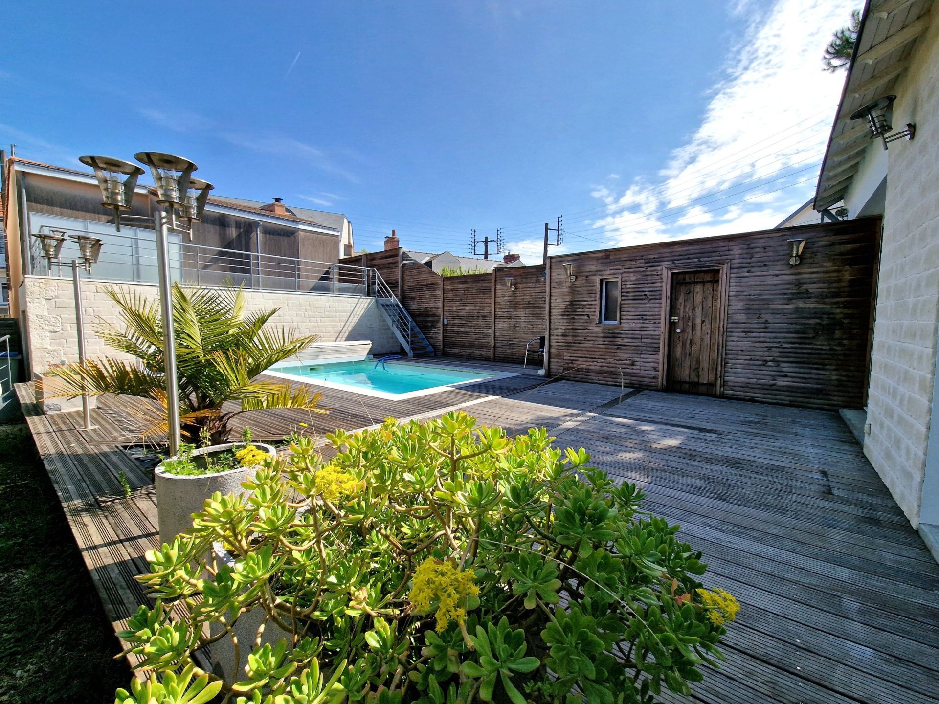 luxury house 6 Rooms for sale on NANTES (44300)