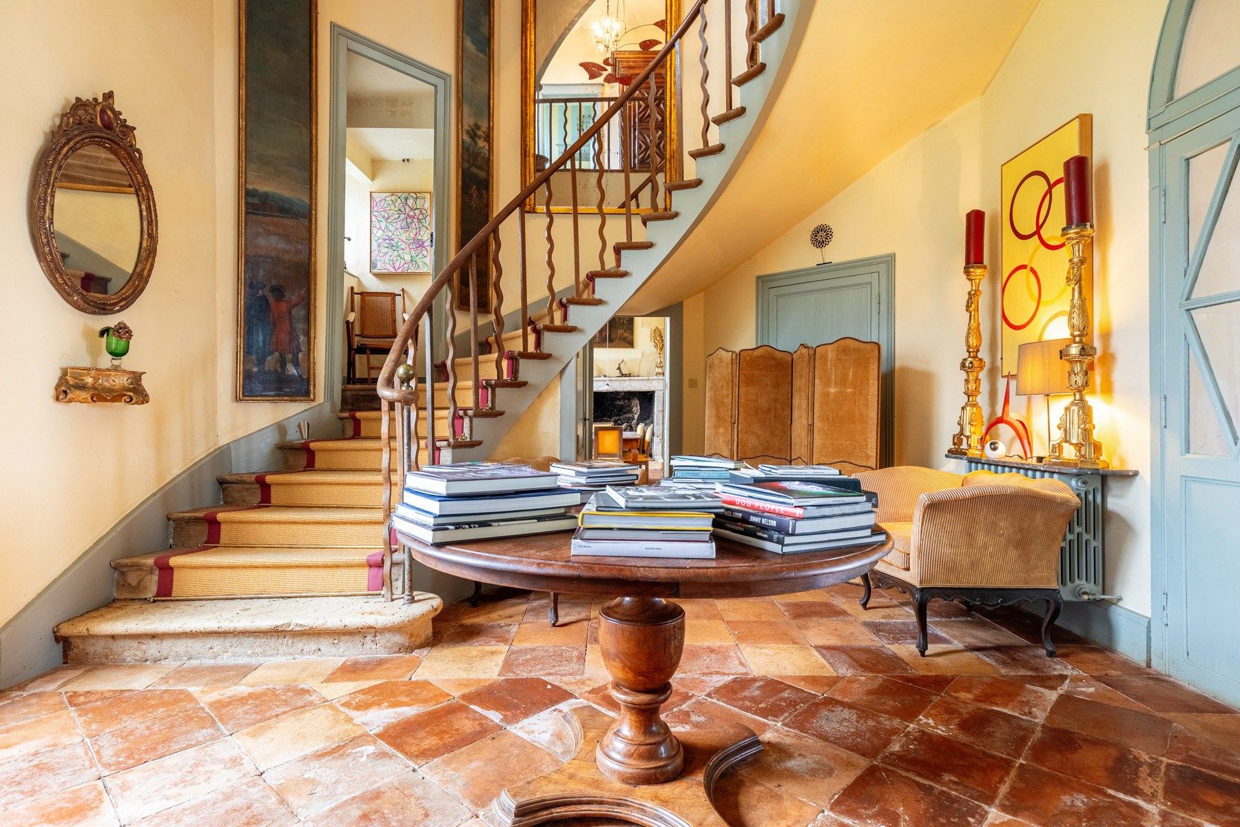 luxury property 20 Rooms for sale on BORDEAUX (33000)