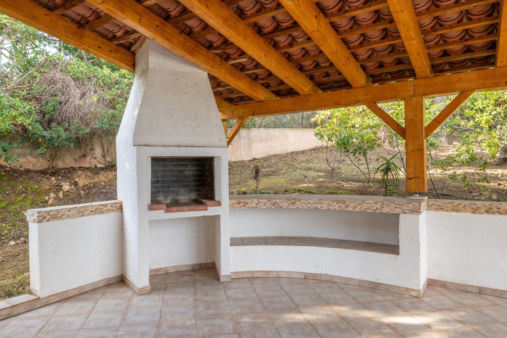luxury villa 6 Rooms for sale on PIETROSELLA (20166)