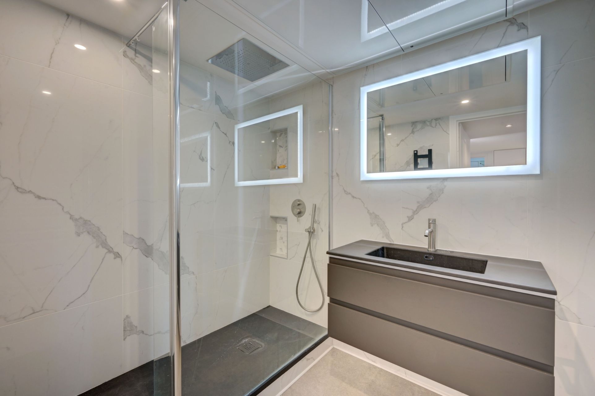 penthouse 4 Pièces en vente sur MARSEILLE (13008)