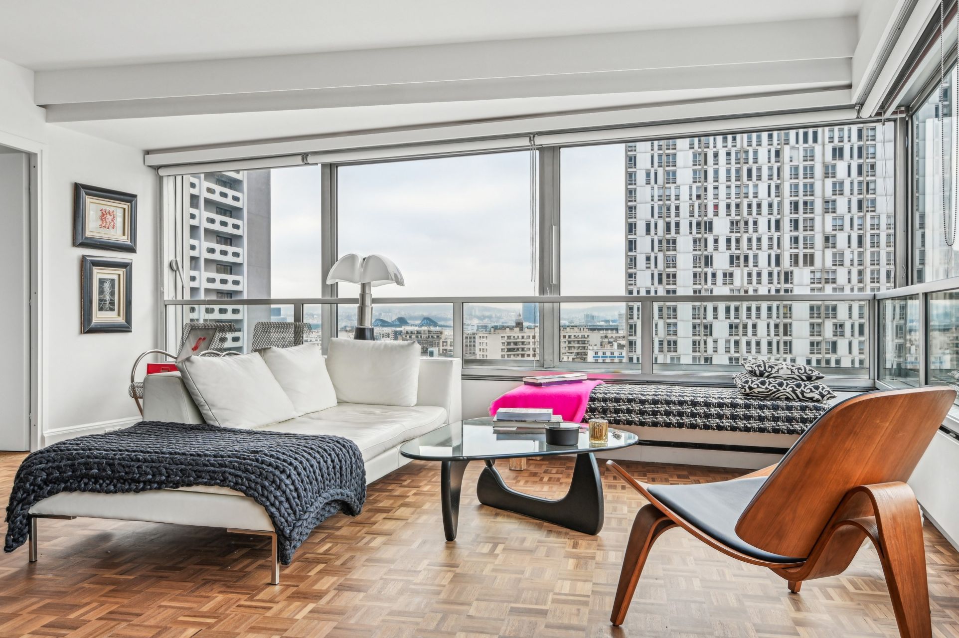 luxury apartment 4 Rooms for sale on PARIS (75015)