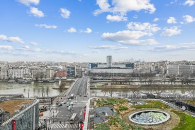 Sale Luxury apartment Paris 15 4 Rooms 94 m²