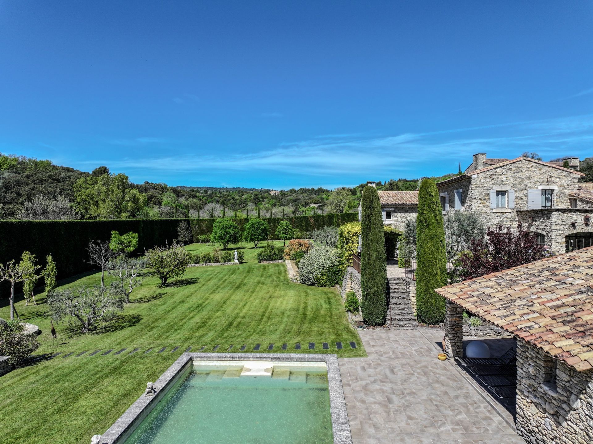 maison de luxe 11 Pièces en vente sur GORDES (84220)