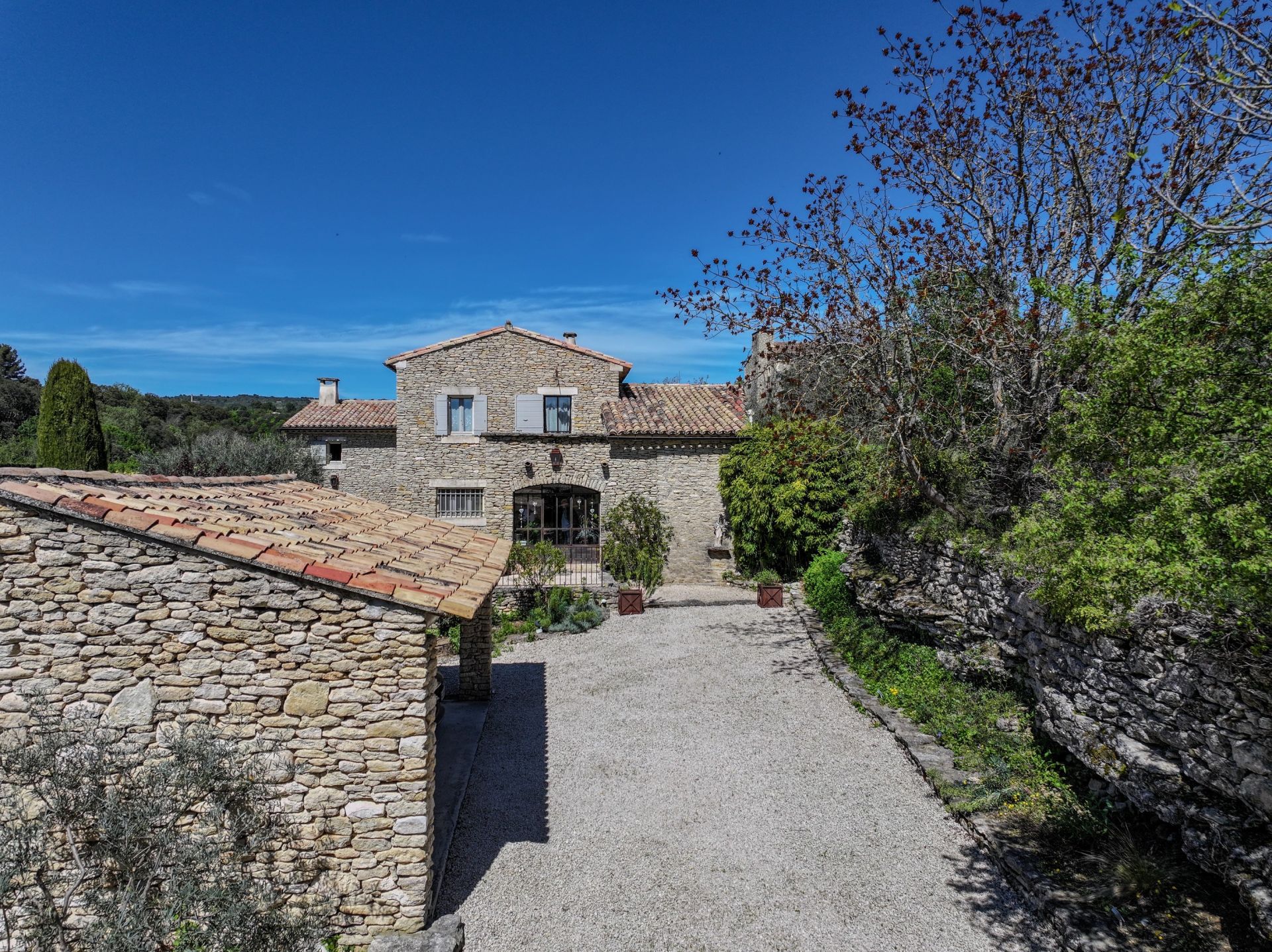 maison de luxe 11 Pièces en vente sur GORDES (84220)