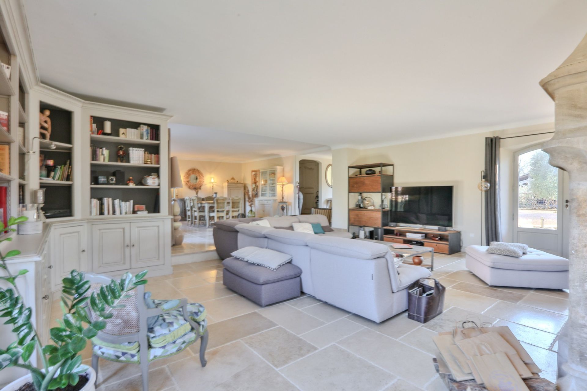 maison de luxe 11 Pièces en vente sur GORDES (84220)