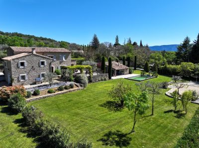 Vente Maison de luxe Gordes 11&nbsp;Pièces 370&nbsp;m²