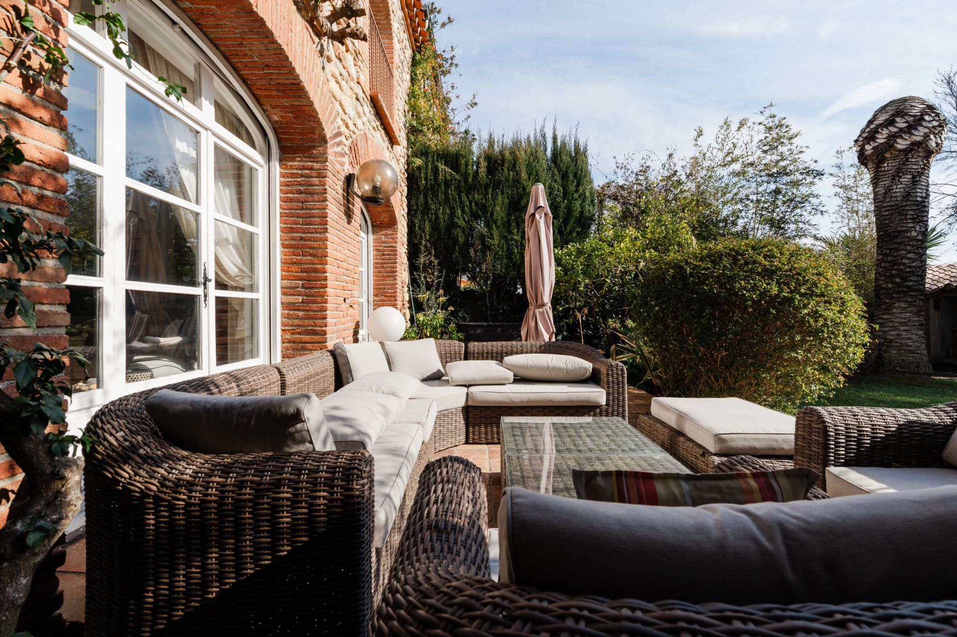 luxury house 5 Rooms for sale on PERPIGNAN (66000)