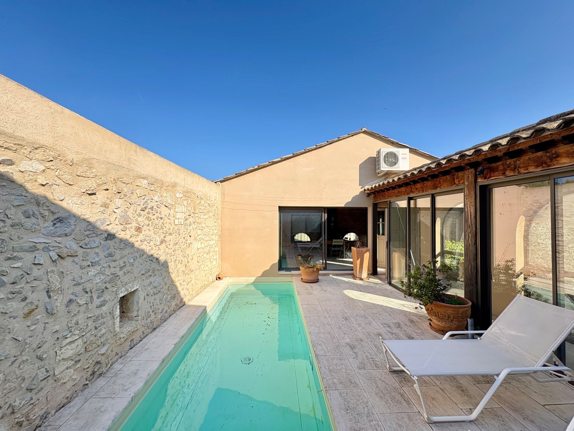 luxury house 5 Rooms for sale on MAUSSANE LES ALPILLES (13520)