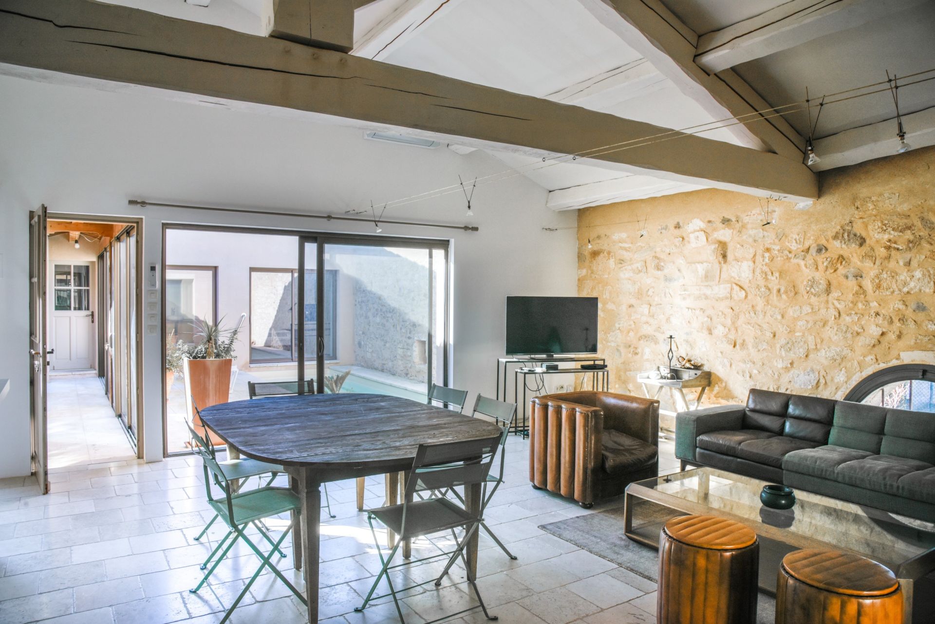 luxury house 5 Rooms for sale on MAUSSANE LES ALPILLES (13520)