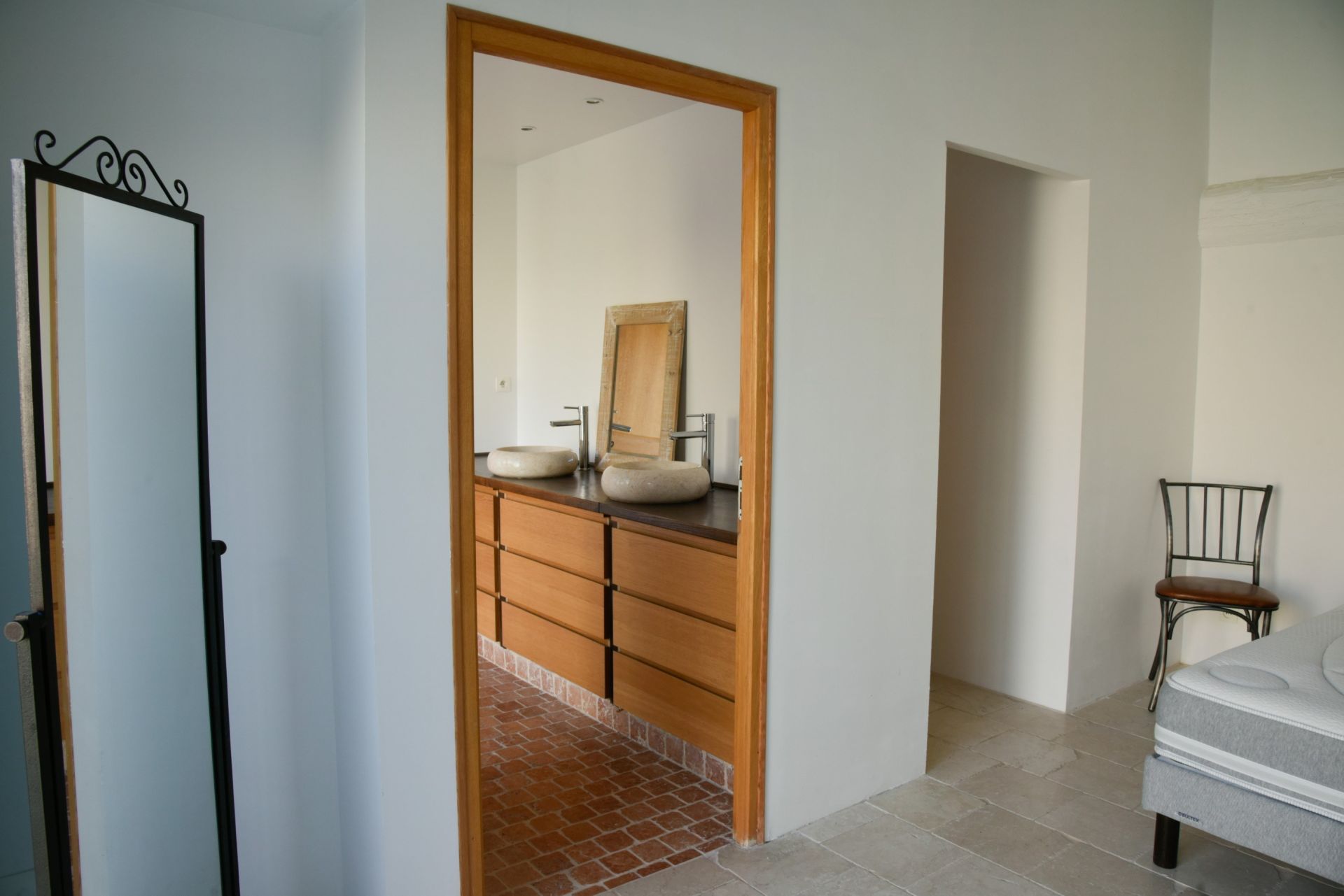 luxury house 5 Rooms for sale on MAUSSANE LES ALPILLES (13520)