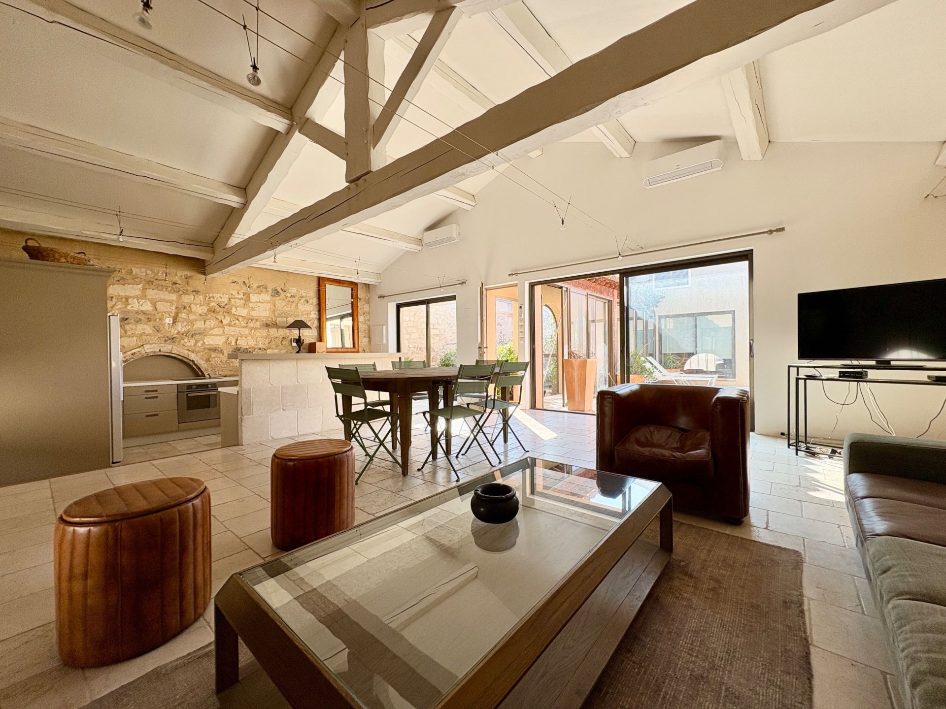 luxury house 5 Rooms for sale on MAUSSANE LES ALPILLES (13520)