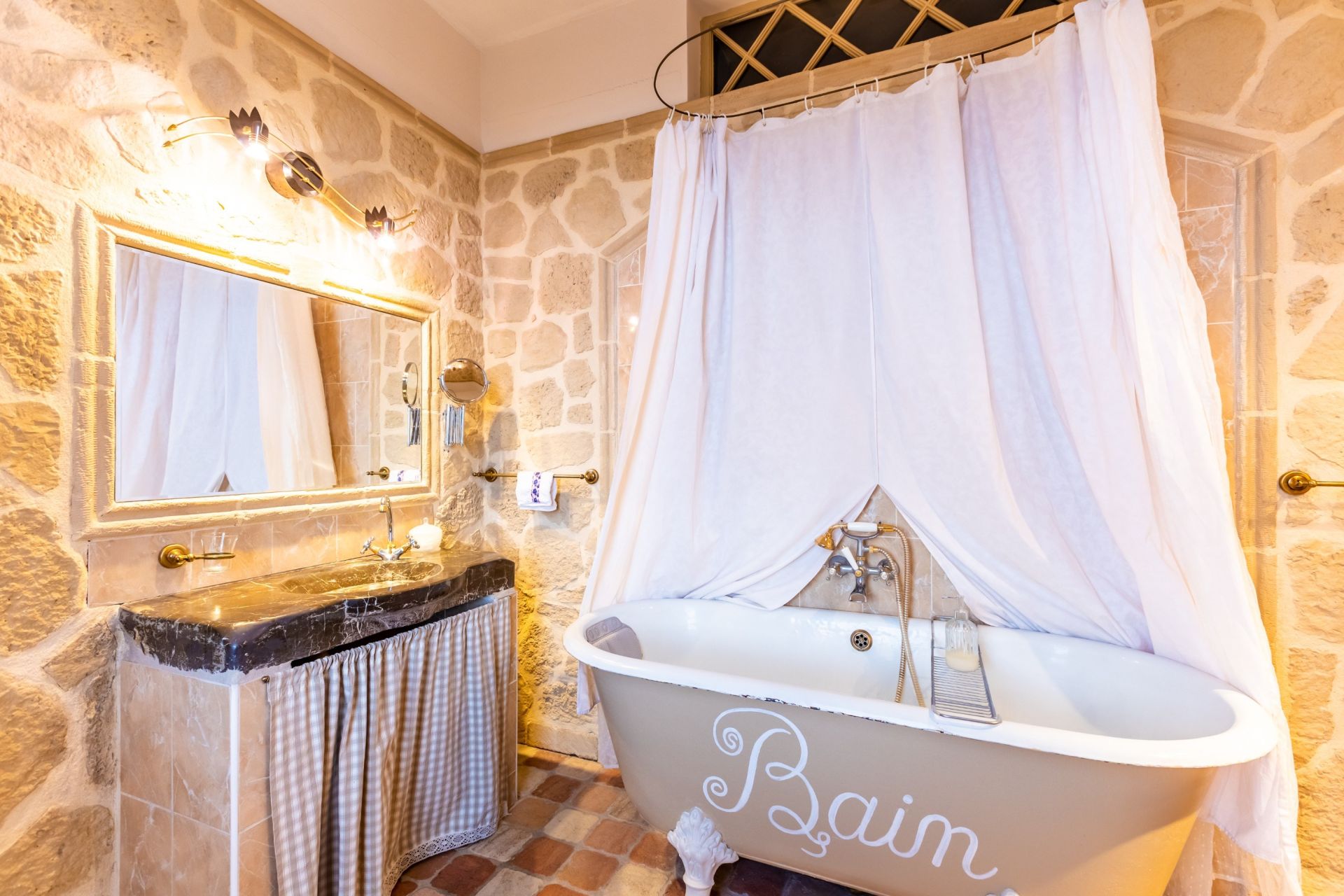 château 18 Pièces en vente sur ST MARCEL SUR AUDE (11120)