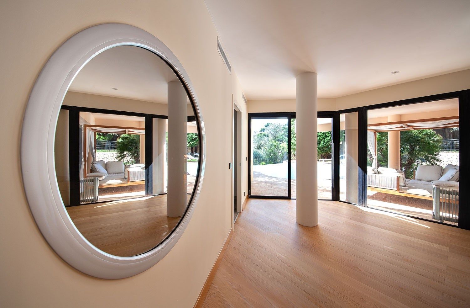 luxury villa 6 Rooms for sale on VILLEFRANCHE SUR MER (06230)