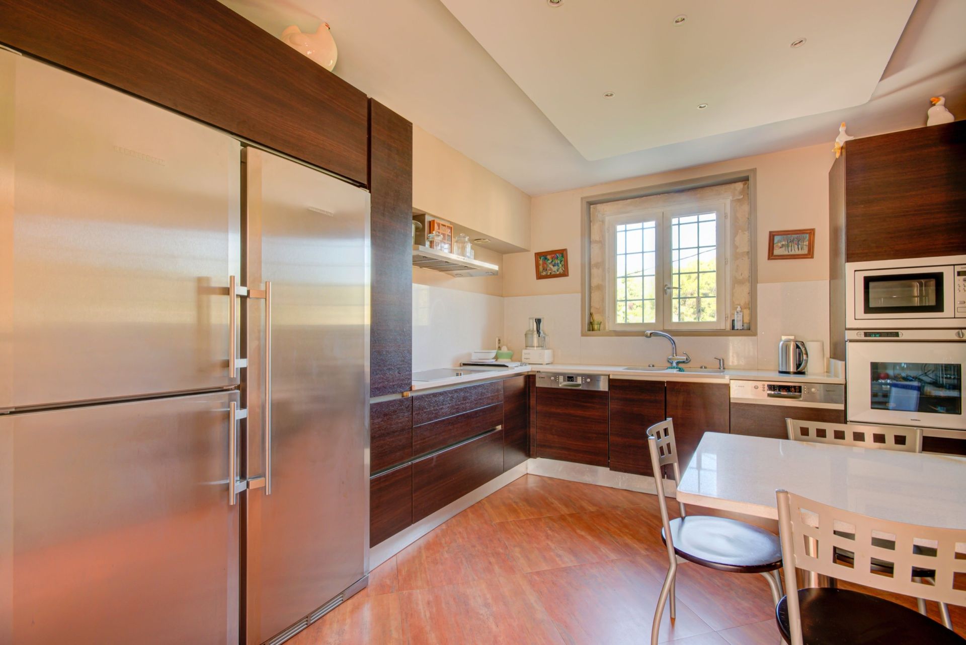 luxury villa 10 Rooms for sale on AUBAGNE (13400)