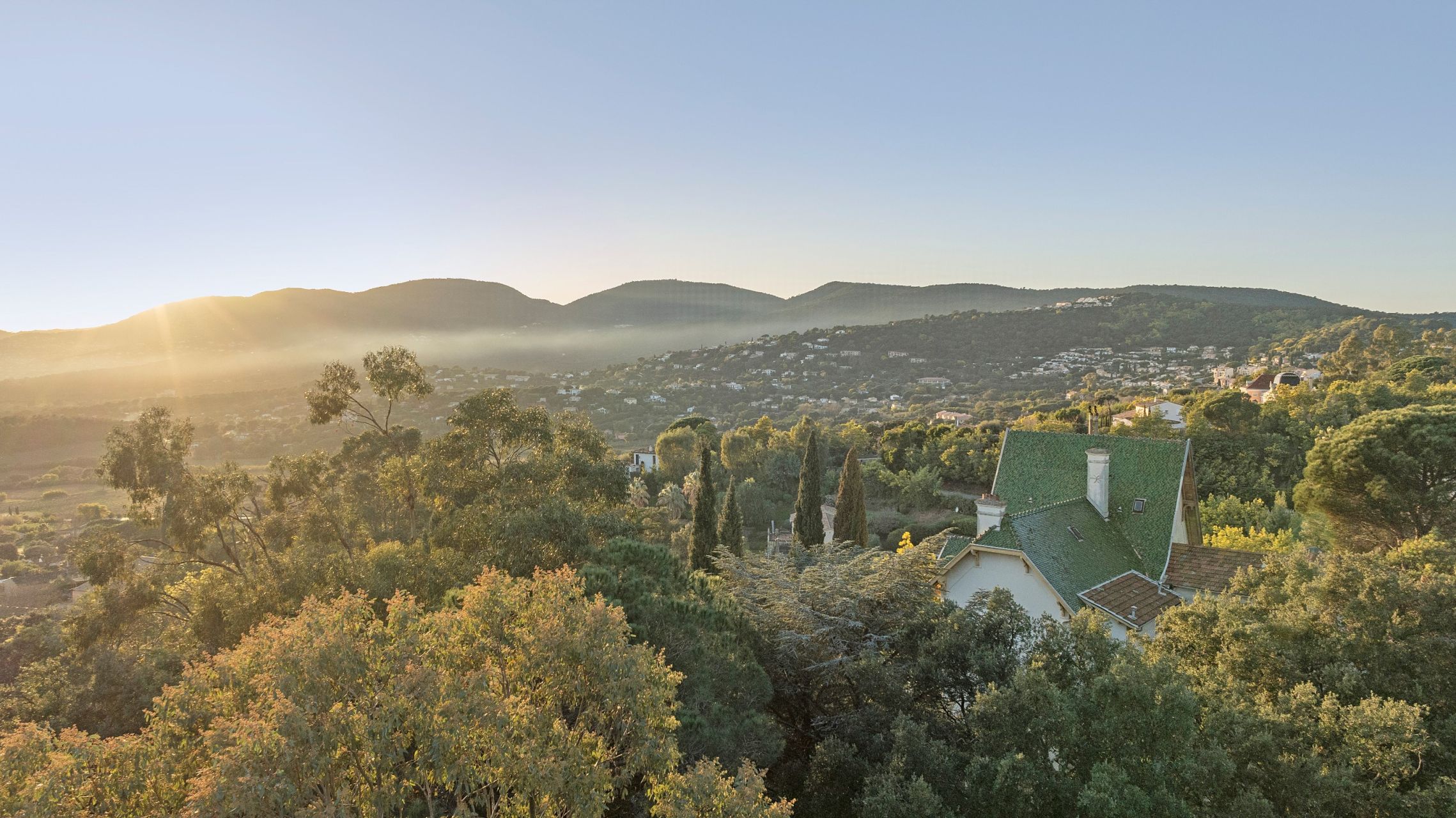 maison de maître 9 Pièces en vente sur LA CROIX VALMER (83420)