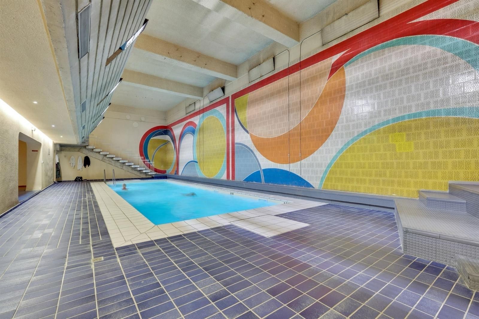 luxury apartment 5 Rooms for sale on PARIS (75007)