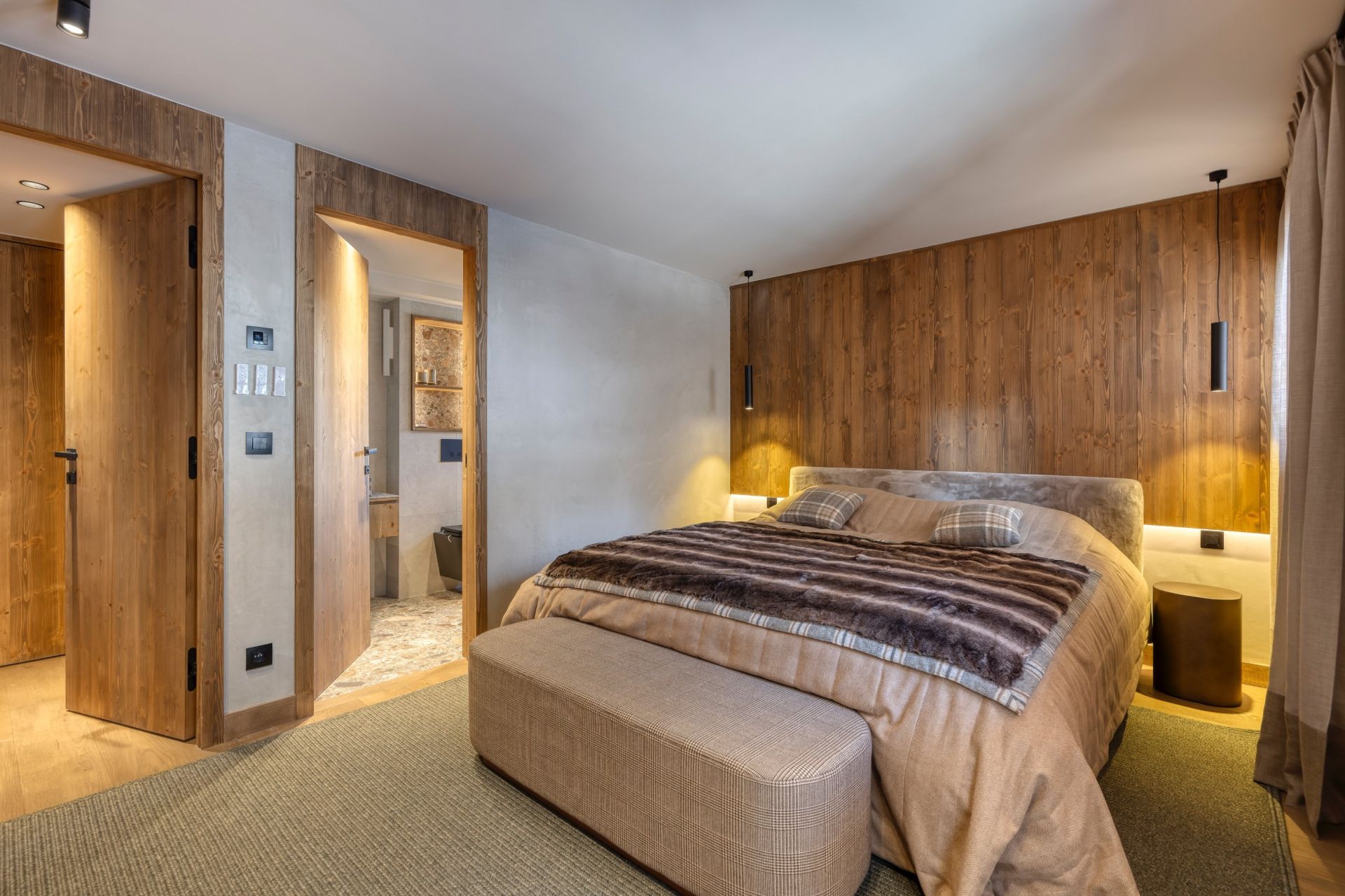 luxury chalet 7 Rooms for sale on MEGEVE (74120)