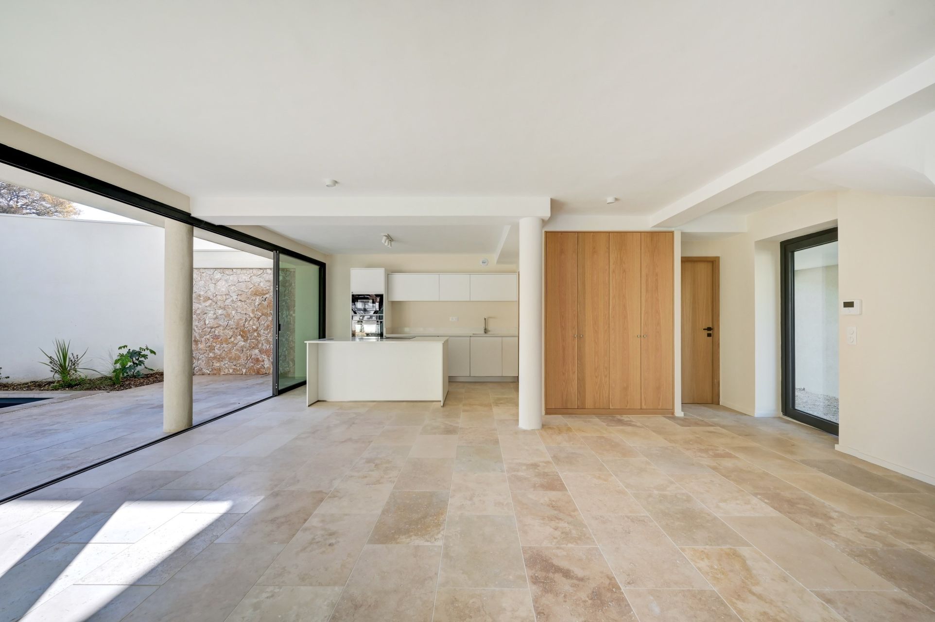 luxury house 4 Rooms for sale on AIX EN PROVENCE (13100)