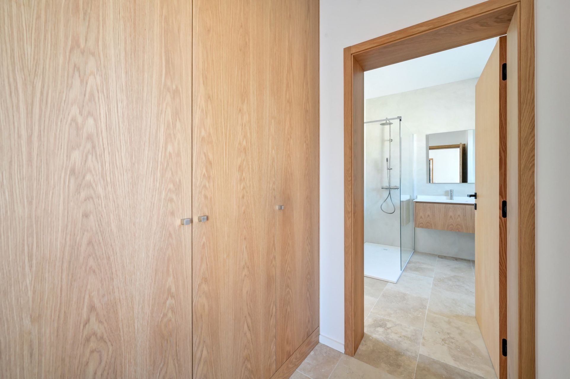 luxury house 4 Rooms for sale on AIX EN PROVENCE (13100)