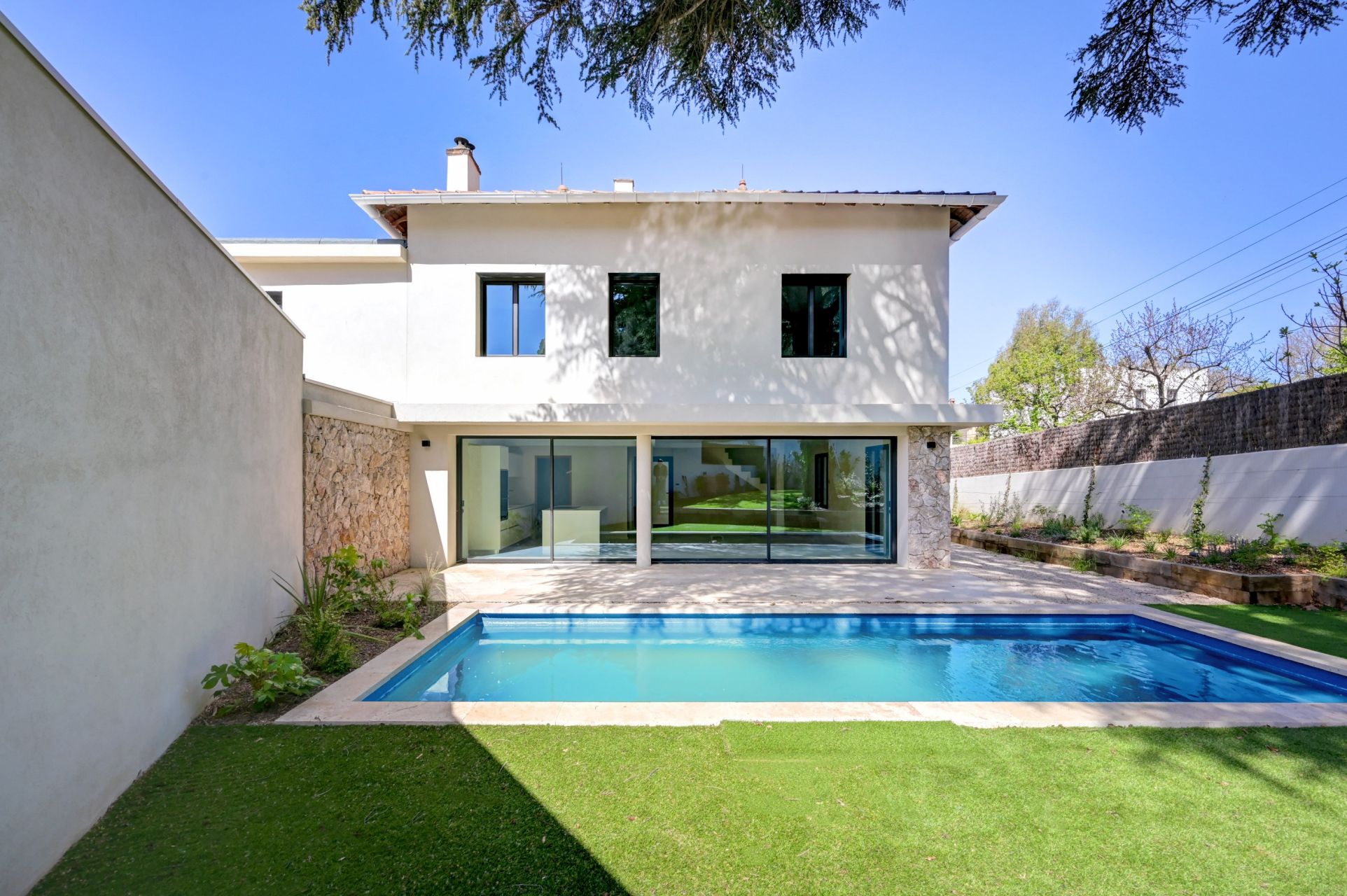 luxury house 4 Rooms for sale on AIX EN PROVENCE (13100)