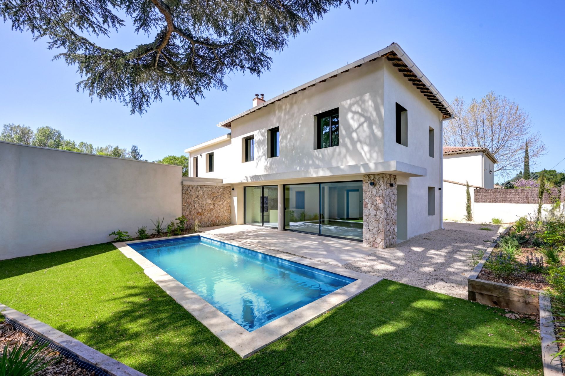 luxury house 4 Rooms for sale on AIX EN PROVENCE (13100)