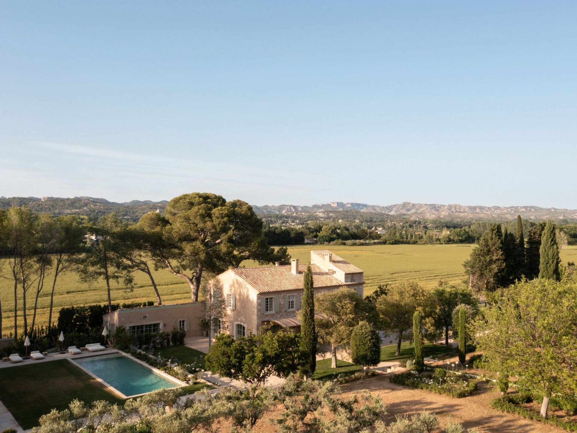 mas 8 Rooms for sale on PARADOU (13520)