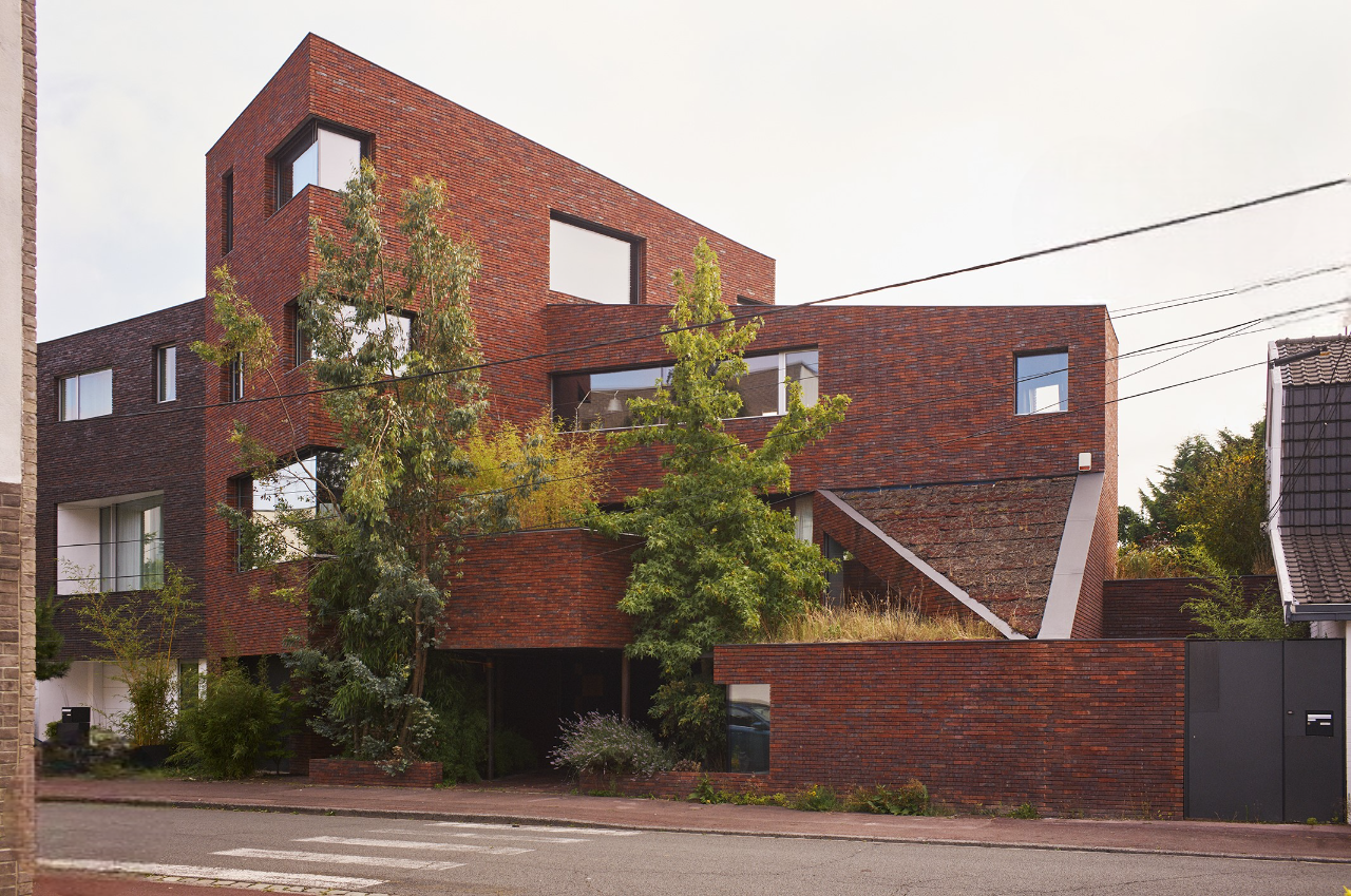 luxury house 11 Rooms for sale on MARCQ EN BAROEUL (59700)