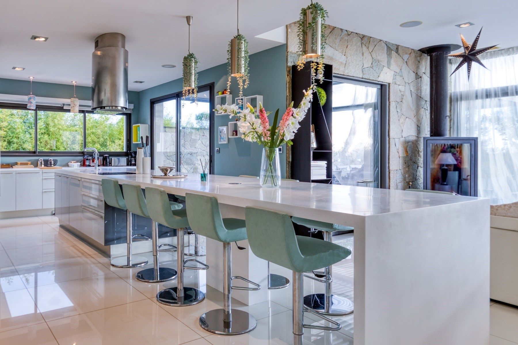 luxury house 17 Rooms for sale on MONTPELLIER (34000)