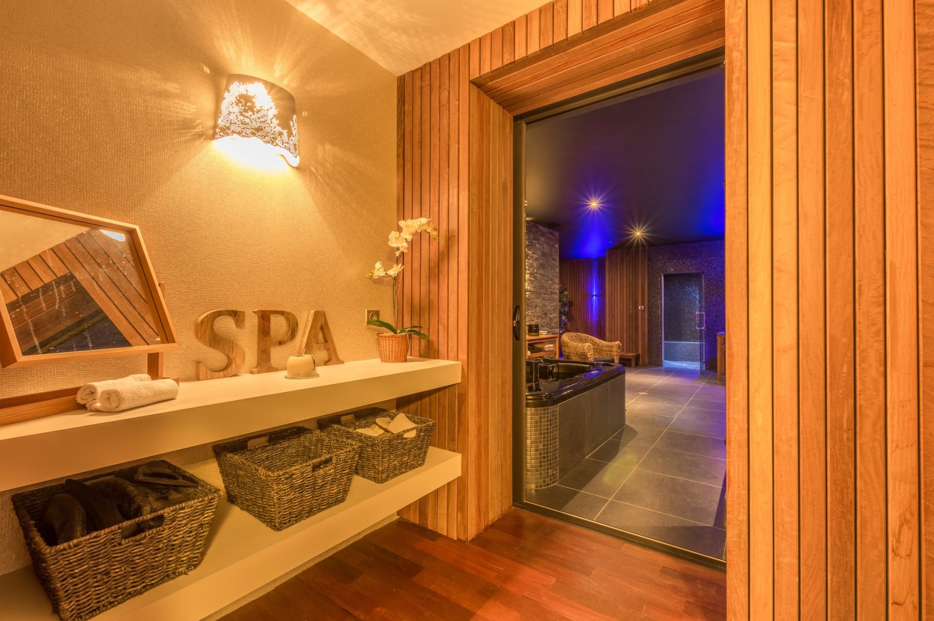 luxury house 17 Rooms for sale on MONTPELLIER (34000)