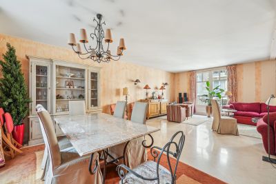 Vente Maison de luxe Neuilly-sur-Seine 9&nbsp;Pièces 300&nbsp;m²