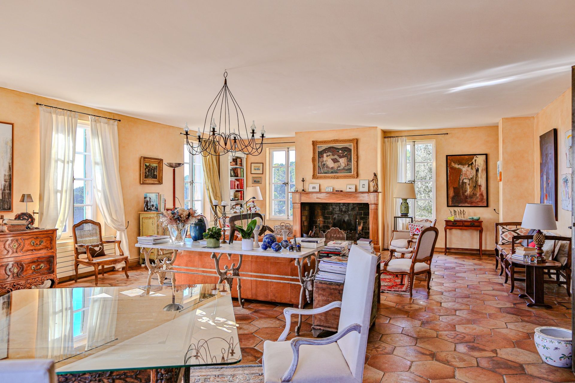 bastide 25 Pièces en vente sur VAISON LA ROMAINE (84110)