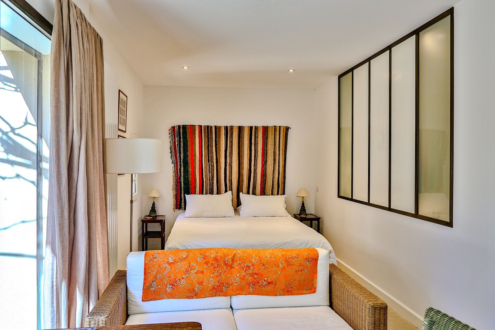 bastide 25 Pièces en vente sur VAISON LA ROMAINE (84110)