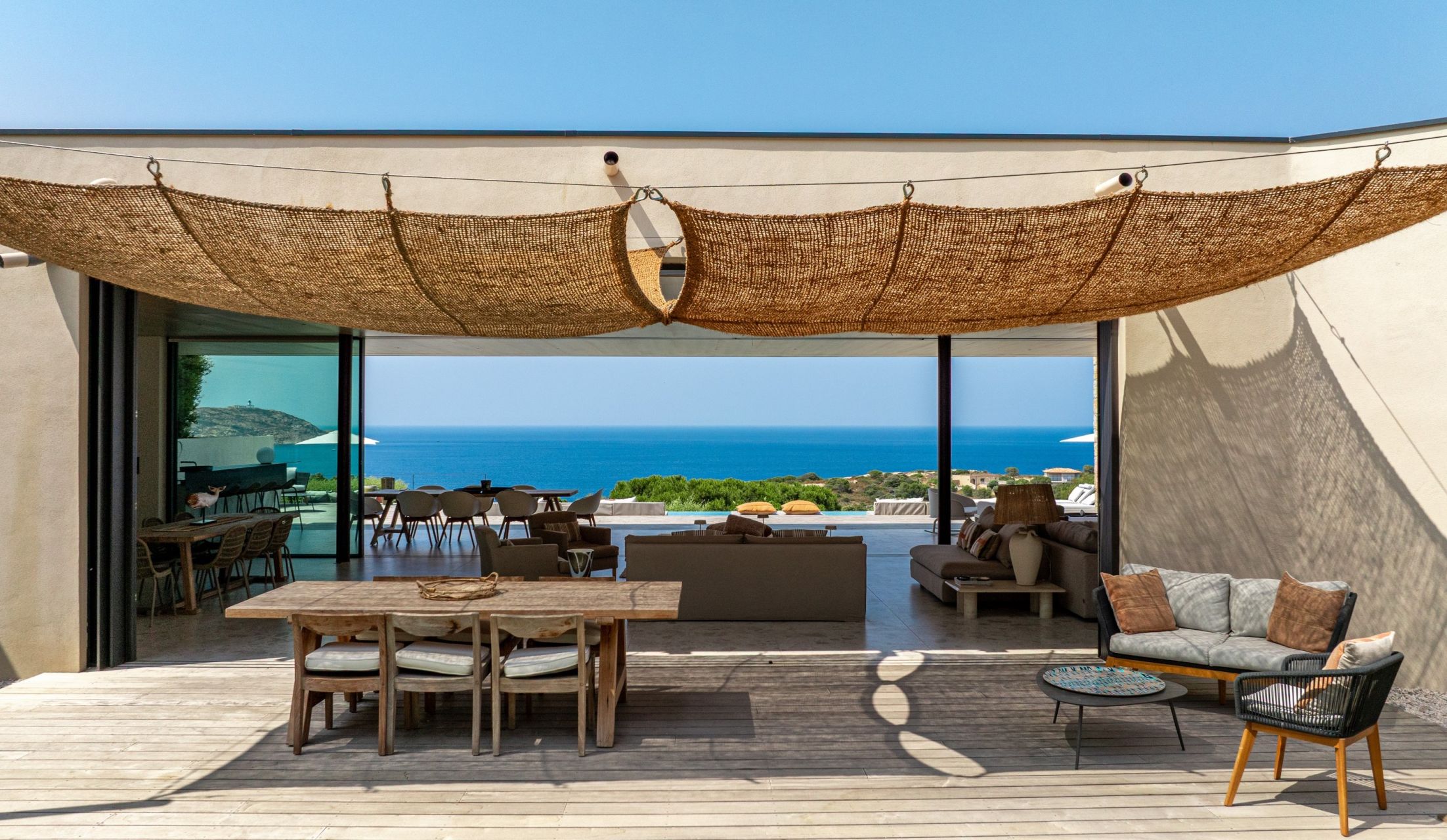 luxury house 7 Rooms for seasonal rent on CALVI (20260)