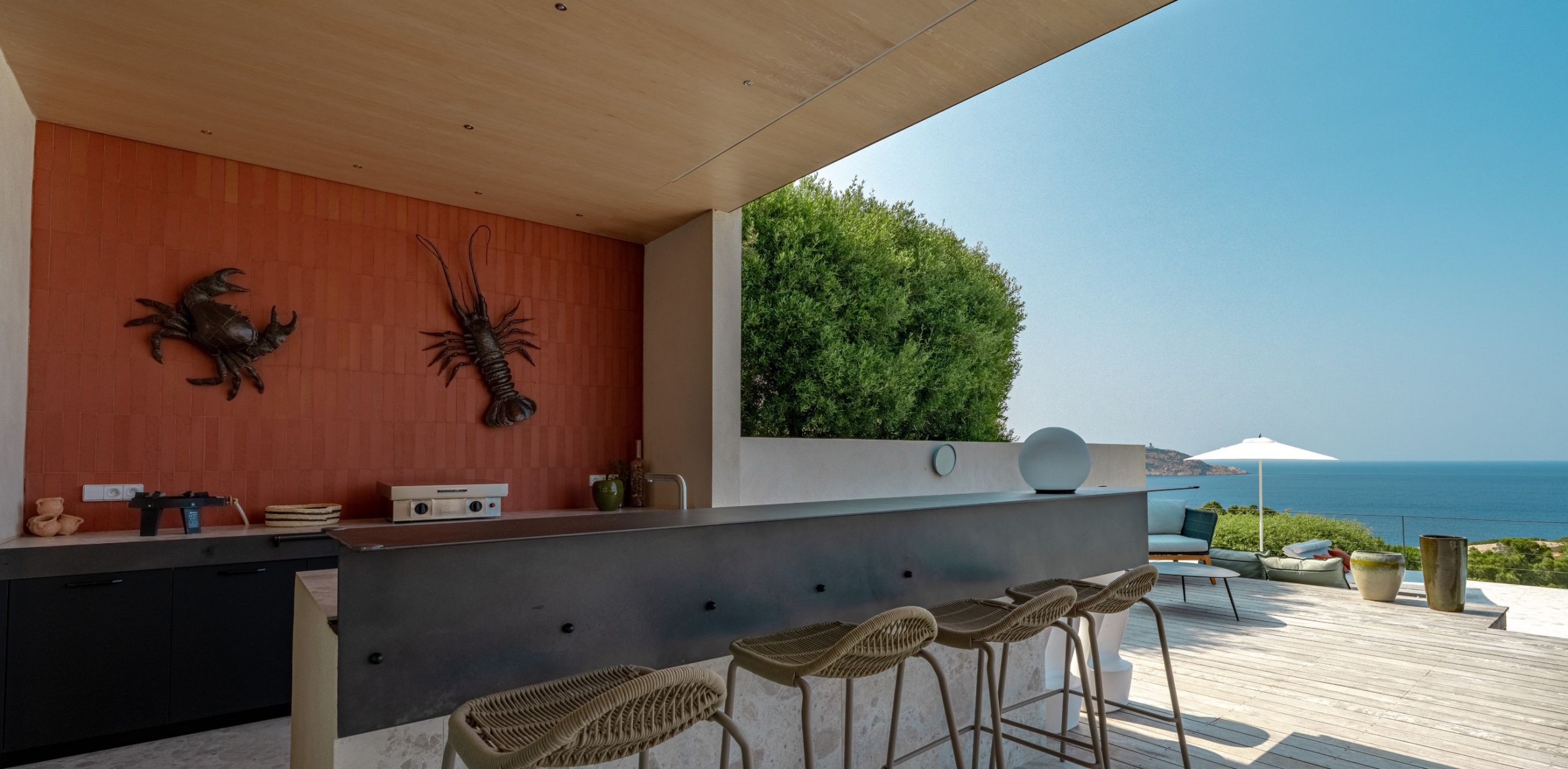 luxury house 7 Rooms for seasonal rent on CALVI (20260)