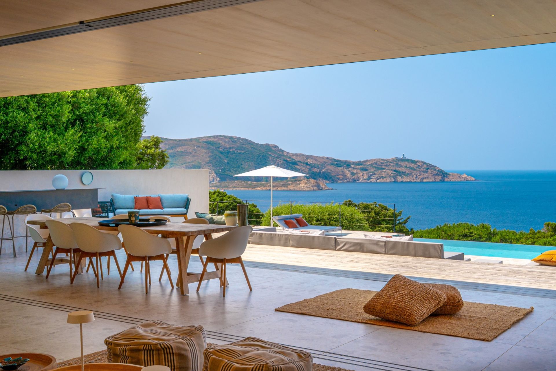 luxury house 7 Rooms for seasonal rent on CALVI (20260)