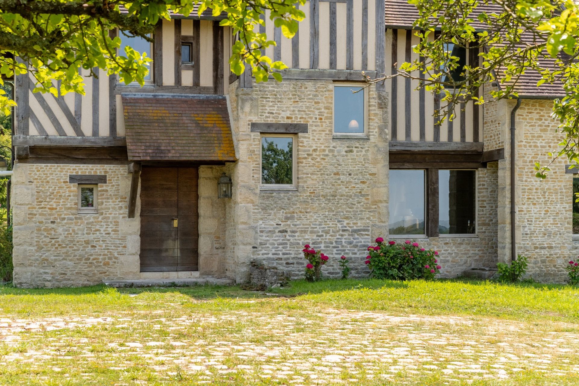 maison de luxe 8 Pièces en vente sur BEAUMONT EN AUGE (14950)