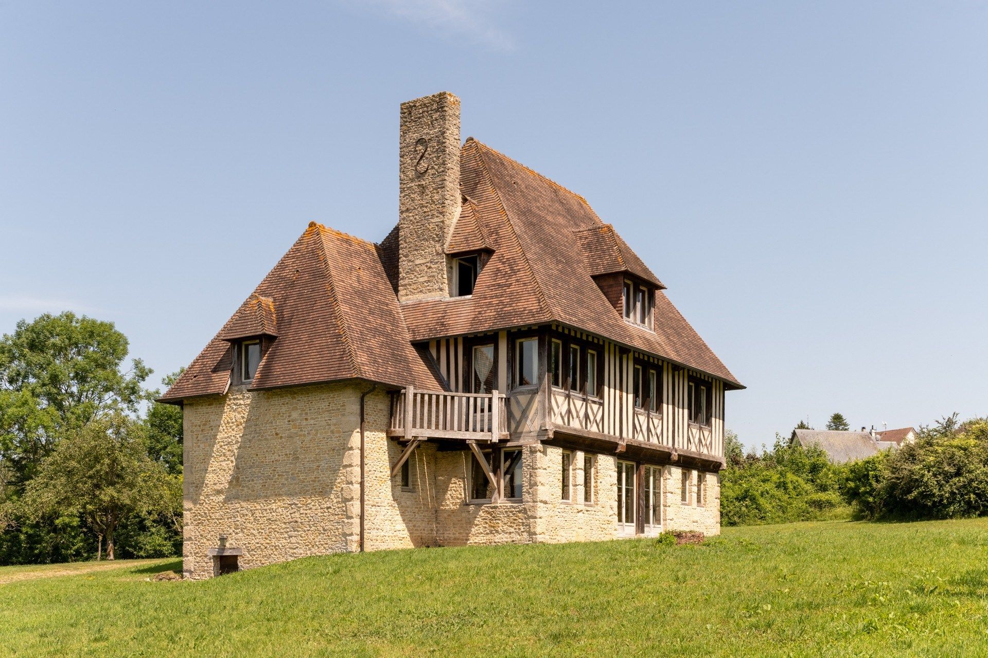 maison de luxe 8 Pièces en vente sur BEAUMONT EN AUGE (14950)