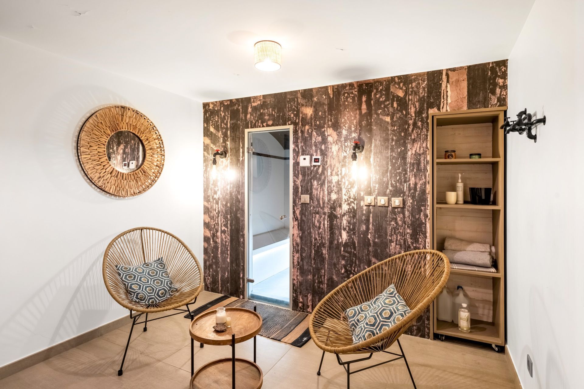 luxury house 7 Rooms for sale on EVIAN LES BAINS (74500)