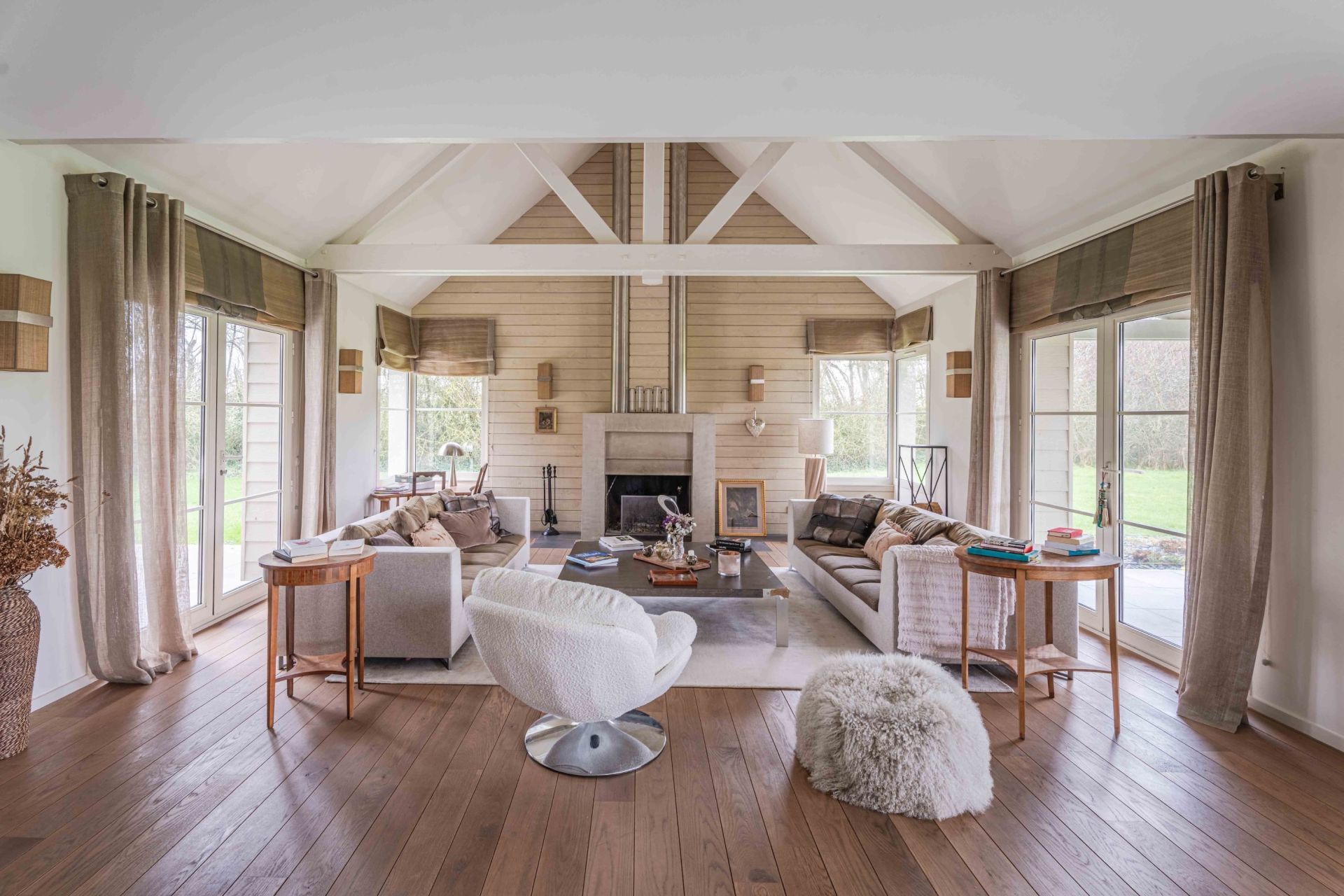 contemporary house 7 Rooms for sale on BAYEUX (14400)