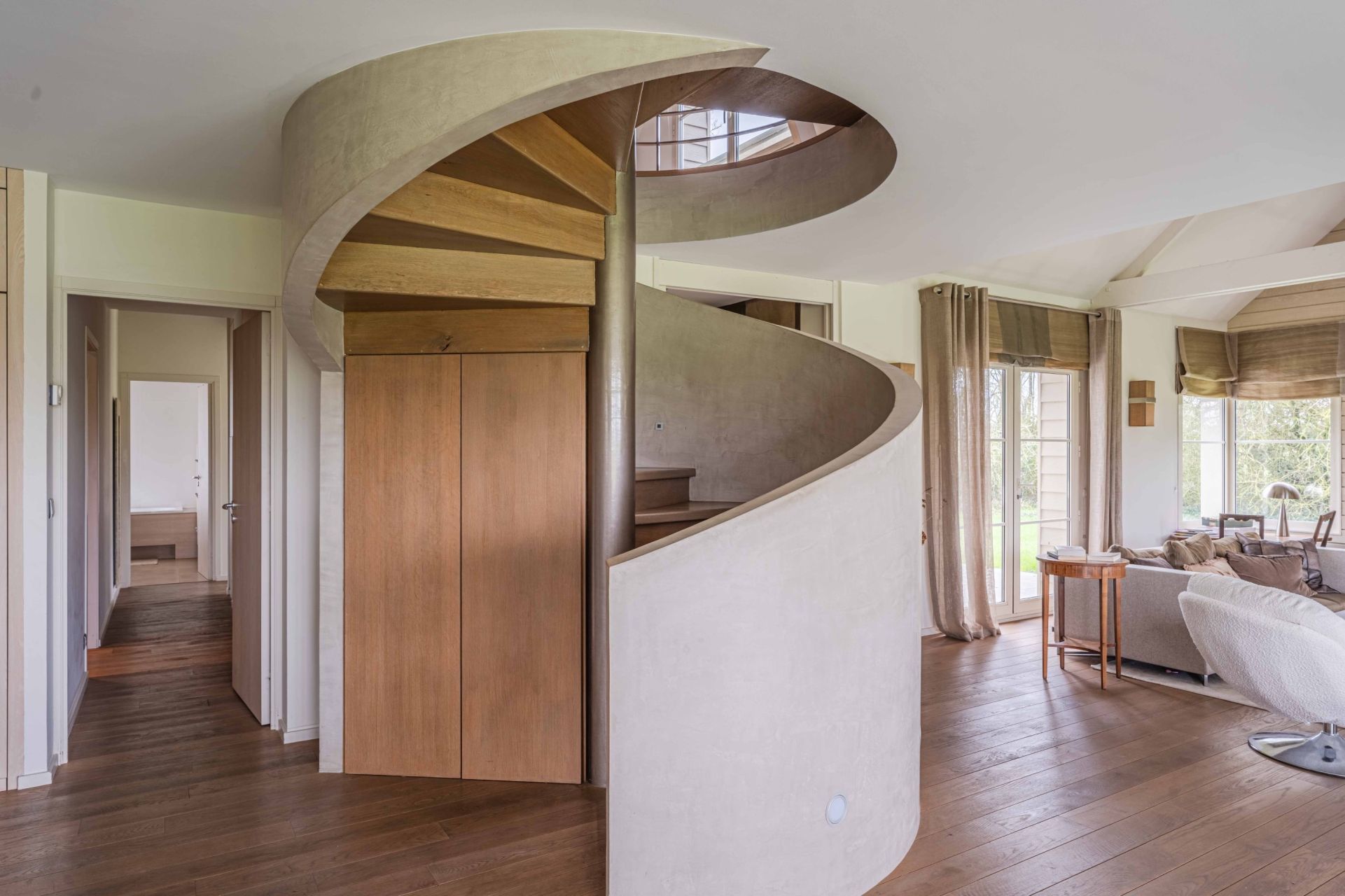 contemporary house 7 Rooms for sale on BAYEUX (14400)